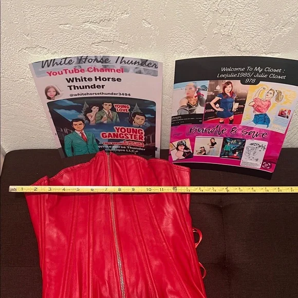 #1667**Red Leather Zip-Front Corset Top - Picture 7 of 10